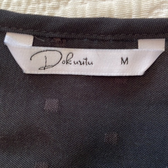 Elegant Black Maxi Dress Dokuritu Size Medium Flutter Sleeves Tie at Neck EUC - Picture 8 of 9